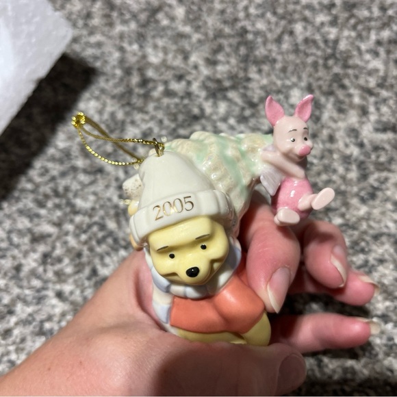 Lenox Disney Showcase 2005 A Tree For Pooh And Piglet Winnie The Pooh Ornament - Picture 8 of 8